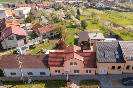 Prodej, rodinný dům,  760 m2, Olomouc - Nemilany