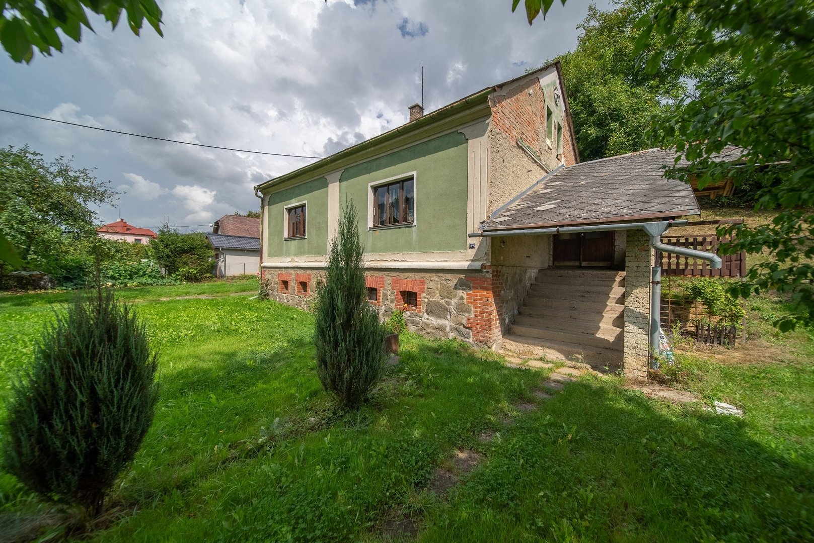 Prodej, Rodinné domy, 1405 m², Bušín