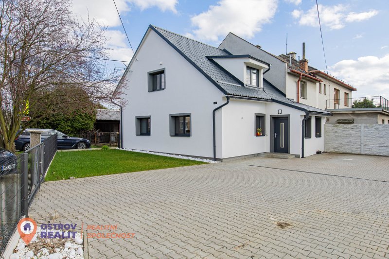 Prodej, rodinný dům, 287 m2, Rovensko