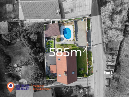 Prodej, rodinného domu s bazénem, 585 m2,  Paseka