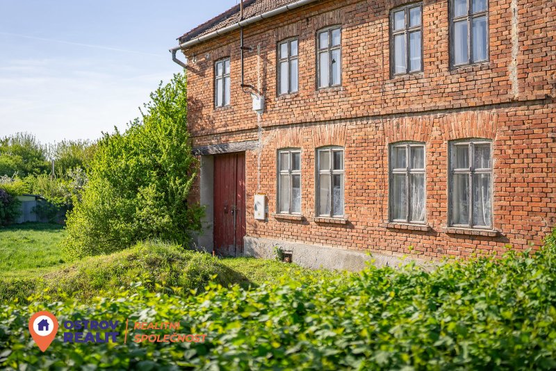 Prodej, rodinný dům, 3 805 m2, Čelechovice na Hané