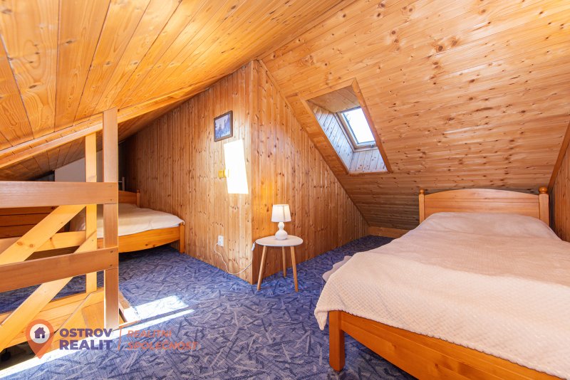 Prodej, penzion s apartmány, 2000 m2, Dolní Morava