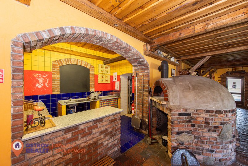 Prodej, penzion s apartmány, 2000 m2, Dolní Morava