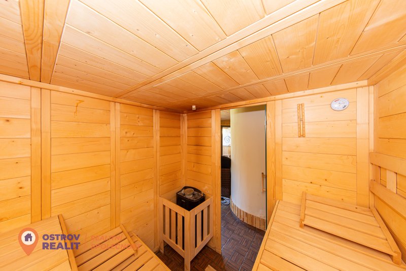 Prodej, penzion s apartmány, 2000 m2, Dolní Morava