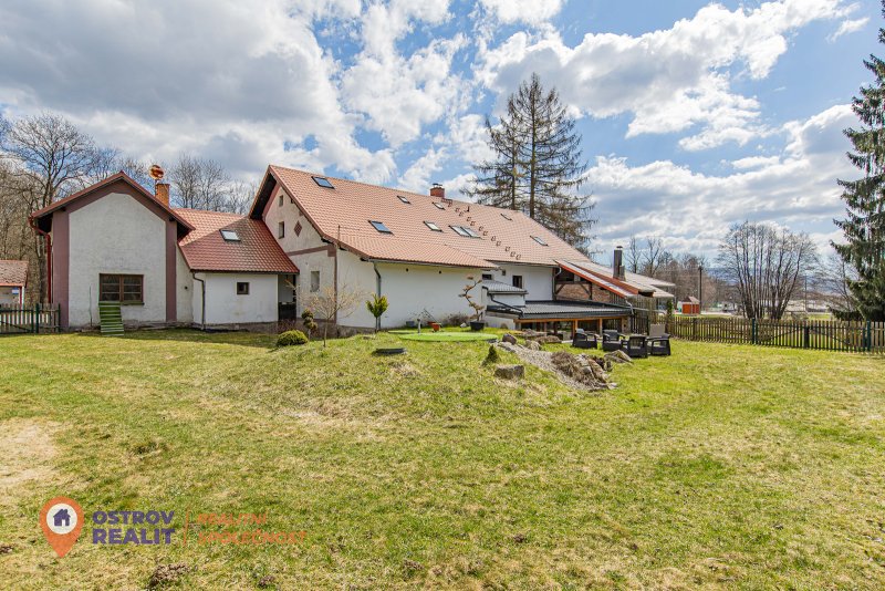 Prodej, penzion s apartmány, 2000 m2, Dolní Morava