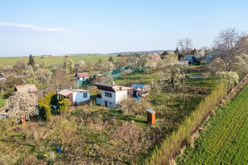 Prodej, zahrady s chatou, 1 400 m2, Kokory