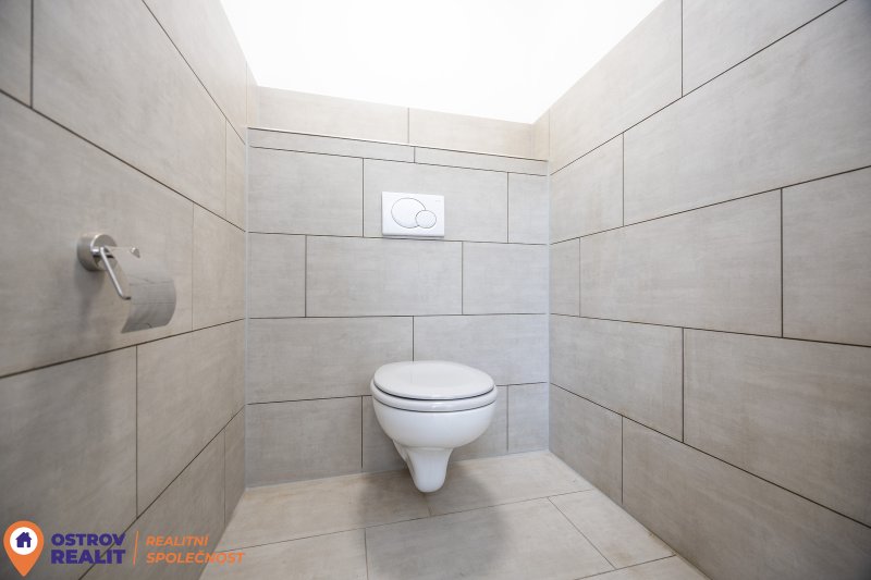 Prodej, výrobní a skladovací prostory, 198 m2, Šumperk