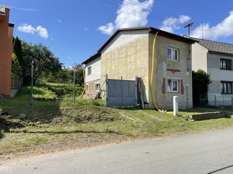 Prodej, rodinný dům se zahradou, 816 m2, Laškov