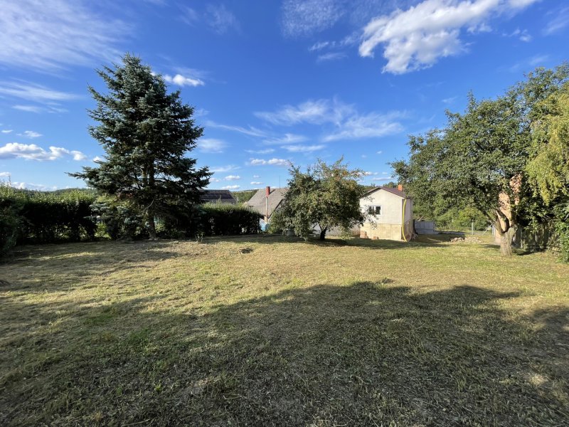 Prodej, rodinný dům se zahradou, 816 m2, Laškov