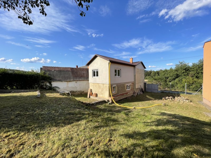 Prodej, rodinný dům se zahradou, 816 m2, Laškov