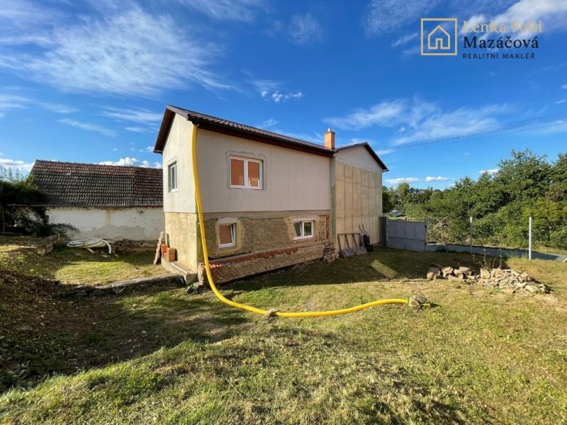 Prodej, rodinný dům se zahradou, 816 m2, Laškov