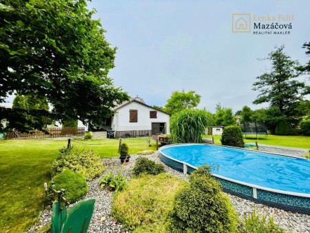 Prodej, rodinný dům, pozemek 1 861 m2,  Bernartice