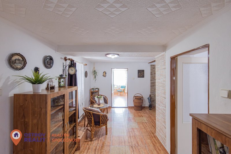 Prodej, rodinný dům, pozemek 1 861 m2,  Bernartice