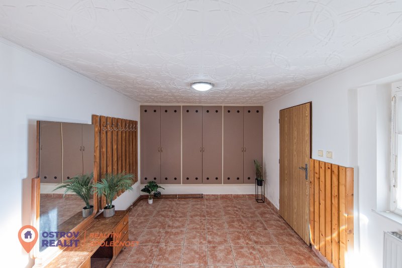 Prodej, rodinný dům, pozemek 1 861 m2,  Bernartice