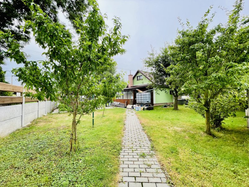 Prodej, rodinný dům, pozemek 1 861 m2,  Bernartice