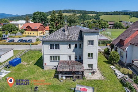 Prodej, rodinný dům se 2 byty 2+1, 180 m², pozemek 798 m², Vikýřovice