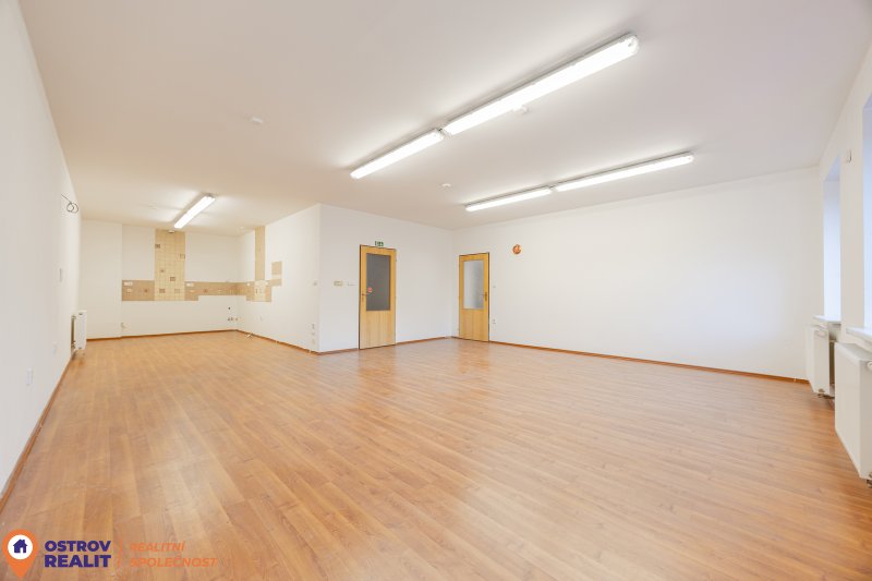 Prodej, komerční budova, Hanušovice