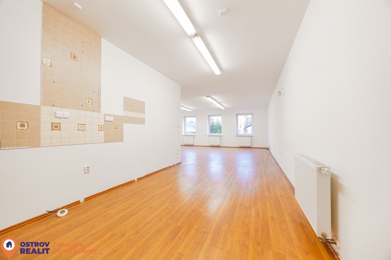 Prodej, komerční budova, Hanušovice