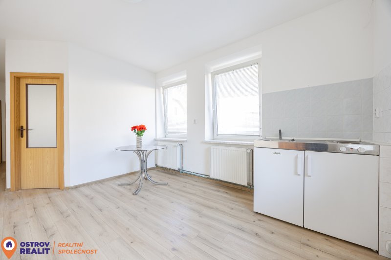 Prodej, komerční budova, Hanušovice