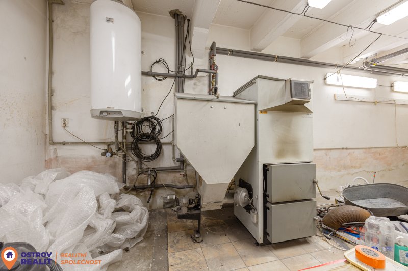 Prodej, komerční budova, Hanušovice