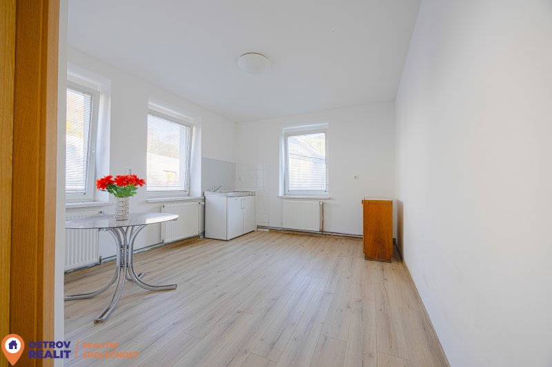 Prodej, komerční budova, Hanušovice