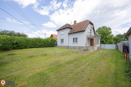 Prodej, rodinný dům, 1120 m2, Rovensko