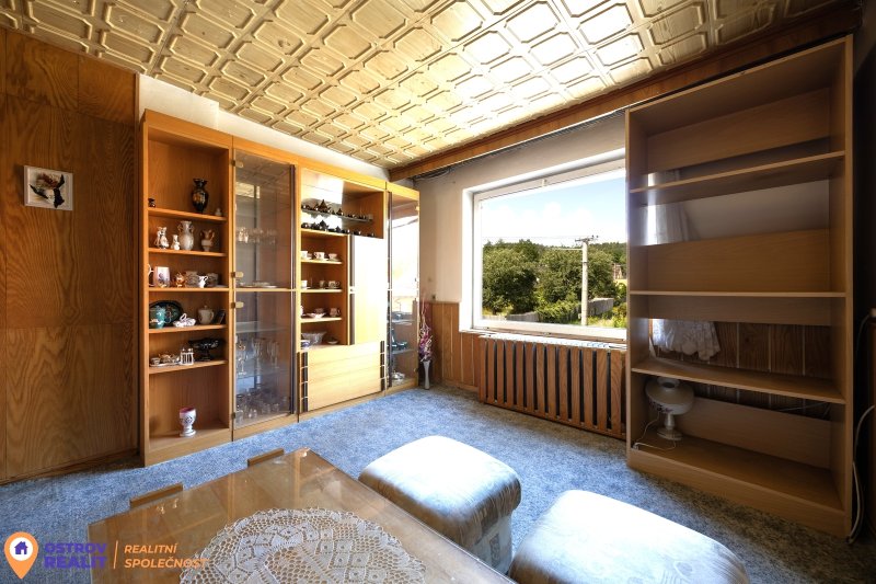 Prodej, rodinný dům, 1120 m2, Rovensko