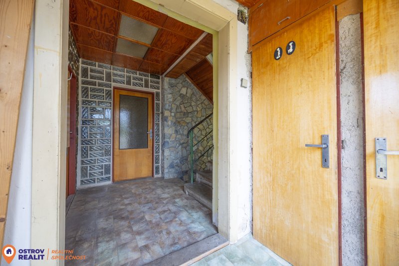 Prodej, rodinný dům, 1120 m2, Rovensko