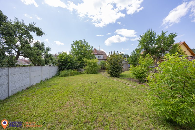 Prodej, rodinný dům, 1120 m2, Rovensko