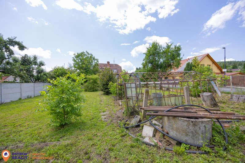 Prodej, rodinný dům, 1120 m2, Rovensko