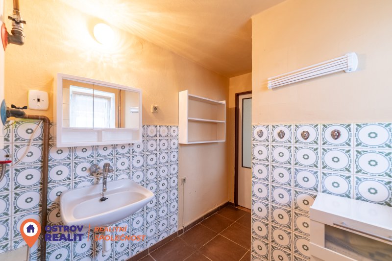 Prodej rodinného domu 2+1 s potenciálem rozšíření | Klidná lokalita Rapotín – 537 m²