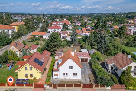 Prodej rodinného domu 5+1, 1004 m² – Mělník