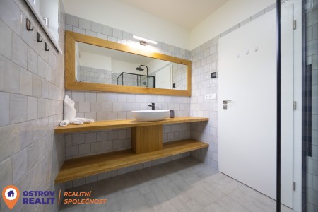 Moderní dřevostavba se dvěma samostatnými apartmány – Velké Losiny