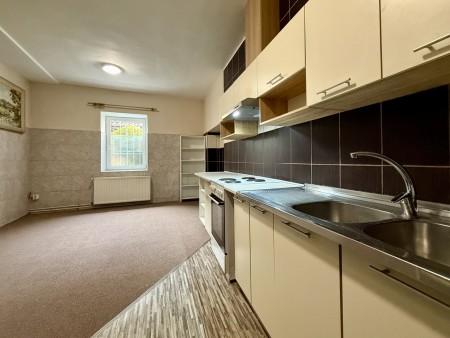 Pronájem byt 2+1 70 m2, centrum města Šumperk