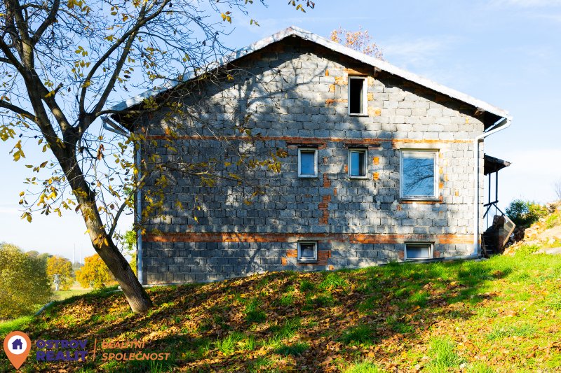 Prodej, rodinný dům, pozemek 2 700 m², Petrovice u Karviné