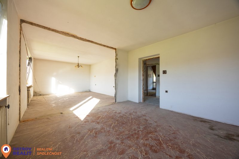 Prodej, rodinný dům, pozemek 2 700 m², Petrovice u Karviné