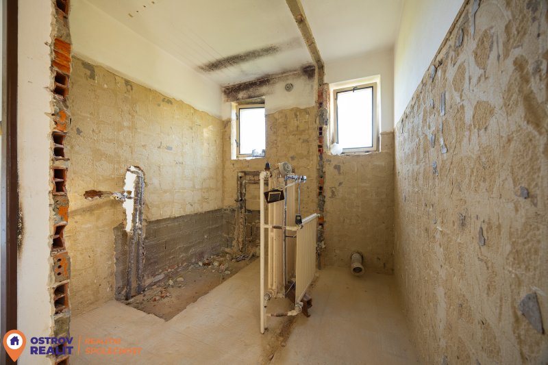 Prodej, rodinný dům, pozemek 2 700 m², Petrovice u Karviné