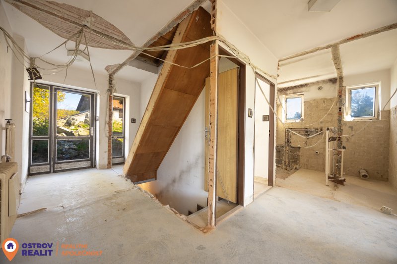 Prodej, rodinný dům, pozemek 2 700 m², Petrovice u Karviné