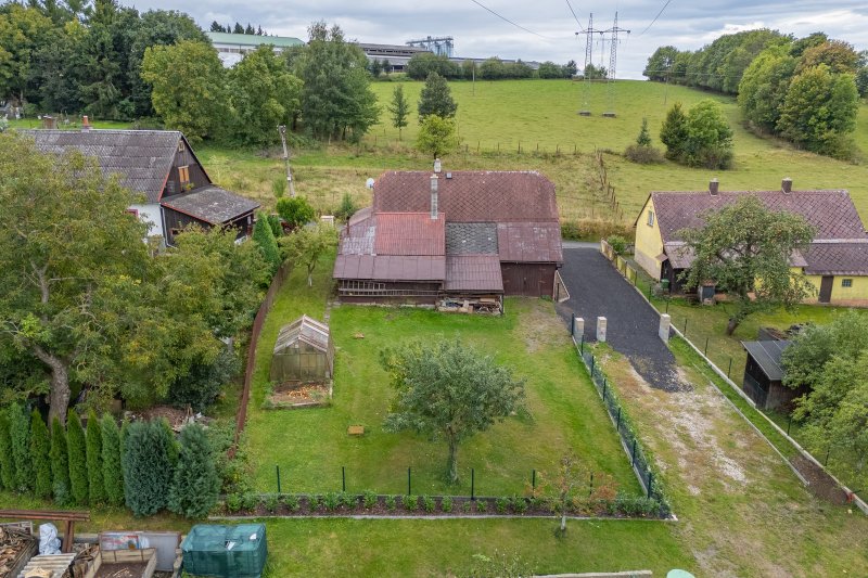 Prodej, rodinný dům, 4+1 s garáží, 590 m2, Tvrdkov