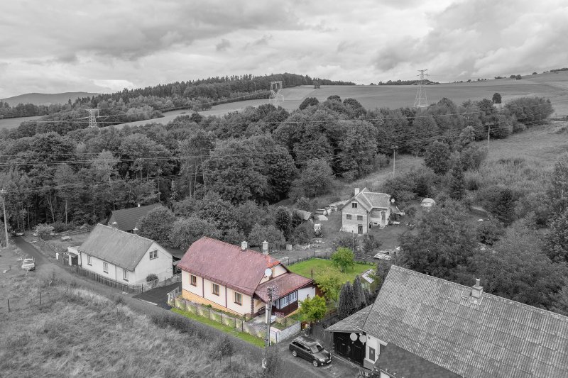 Prodej, rodinný dům, 4+1 s garáží, 590 m2, Tvrdkov