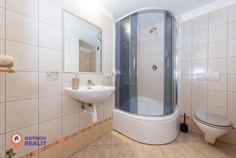 Prodej, rodinný dům, 2000 m2, Dolní Morava