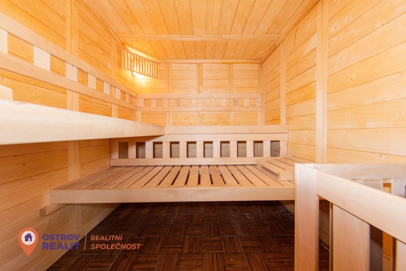 Prodej, rodinný dům, 2000 m2, Dolní Morava