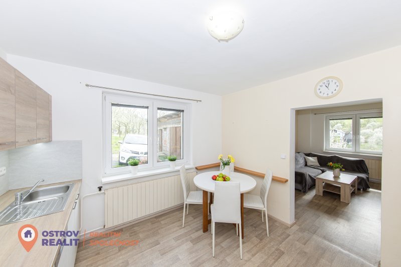 Prodej, dvougenerační dům, 286 m2, obec Všemina, Zlínský kraj