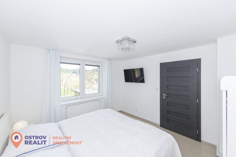 Prodej, dvougenerační dům, 286 m2, obec Všemina, Zlínský kraj