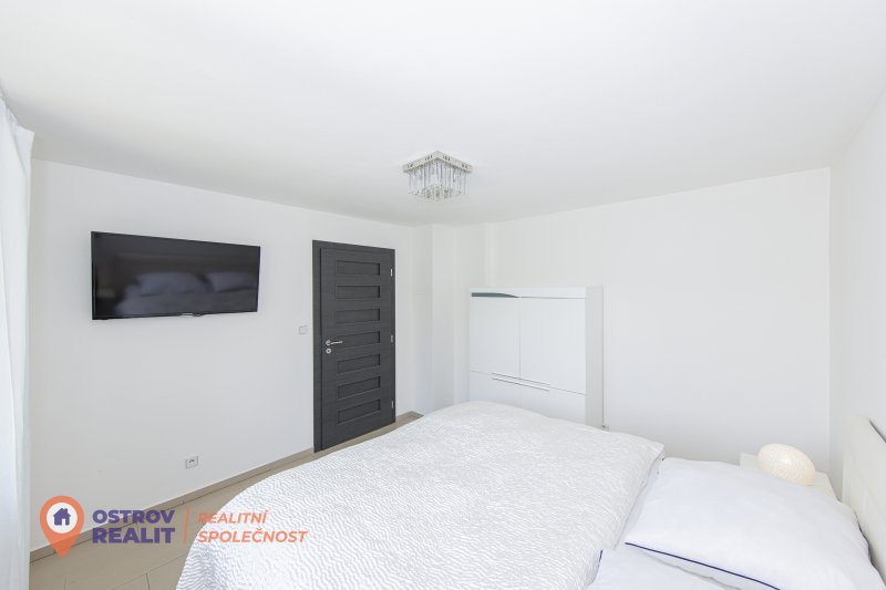 Prodej, dvougenerační dům, 286 m2, obec Všemina, Zlínský kraj