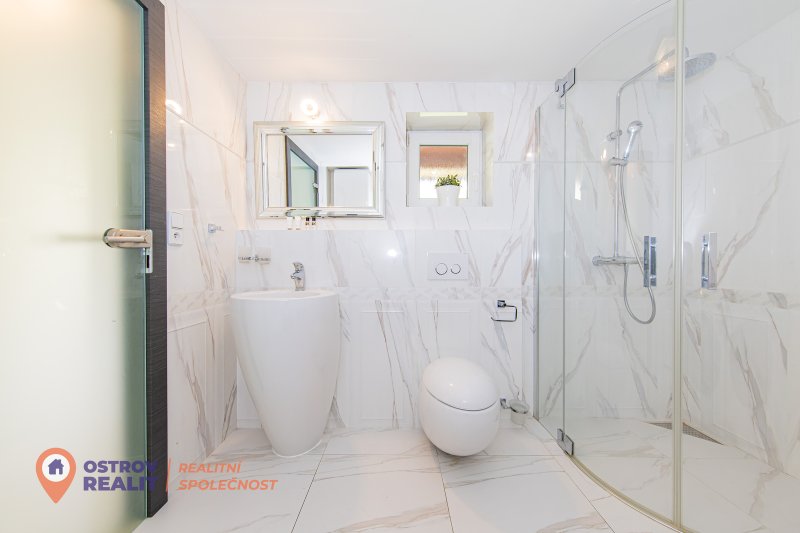 Prodej, dvougenerační dům, 286 m2, obec Všemina, Zlínský kraj