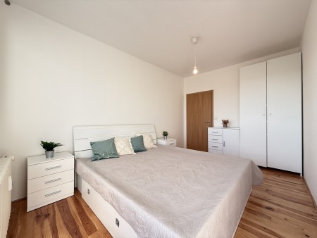 Pronájem, byt 3+1 s balkónem, Olomouc, Neředín