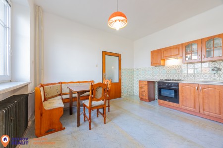 Prodej, rodinného domu 4+1 se zahradou 580 m2, Uničov