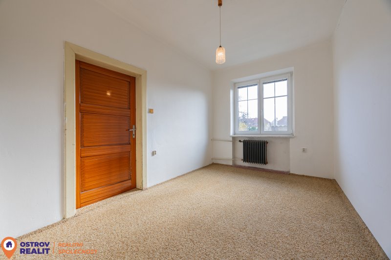 Prodej, rodinného domu 4+1 se zahradou 580 m2, Uničov