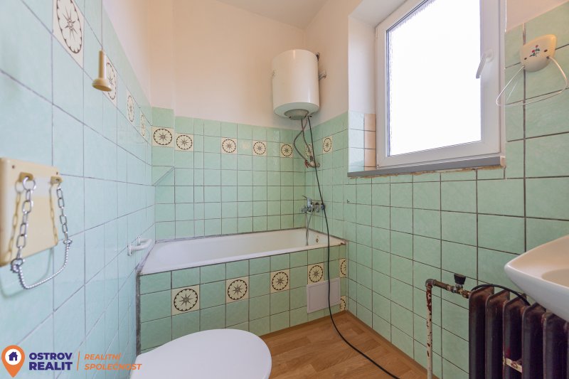 Prodej, rodinného domu 4+1 se zahradou 580 m2, Uničov